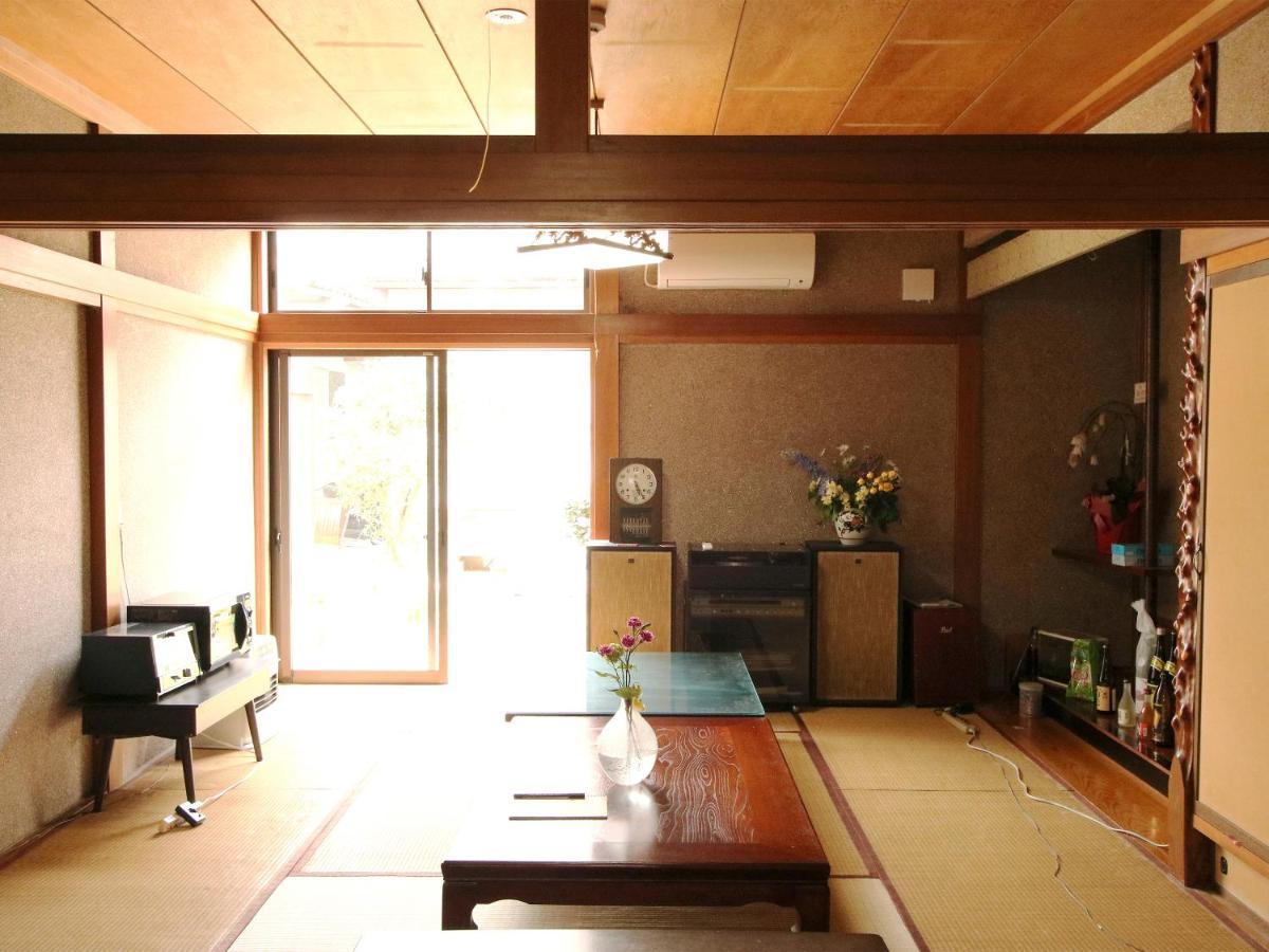 Guesthouse Karikakko 小木 エクステリア 写真